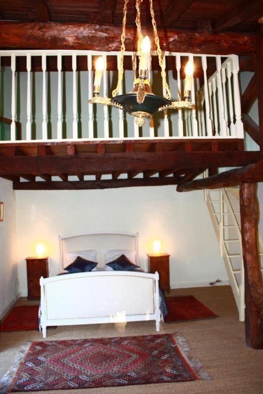 Chateau De Gargas Bed and Breakfast Gaudiès Exteriör bild