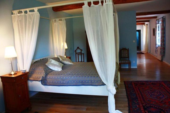 Chateau De Gargas Bed and Breakfast Gaudiès Exteriör bild